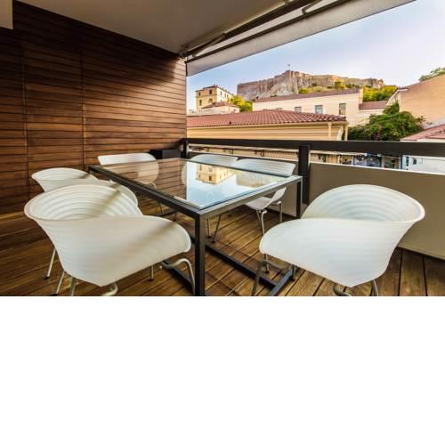 Pantheon Luxurious Flat