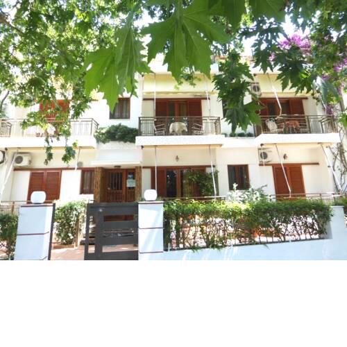 Papadioti Apartments