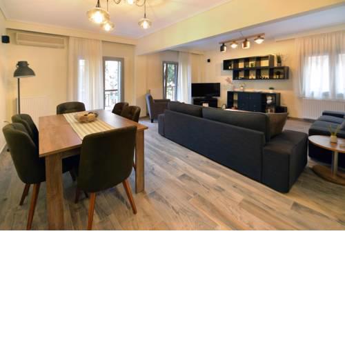 Papafeio Luxury Living Apartment