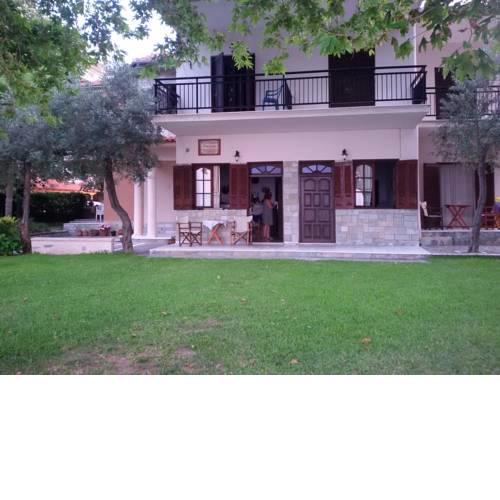 Paparizou Apartments