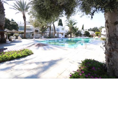 Paphos Gardens Apartment