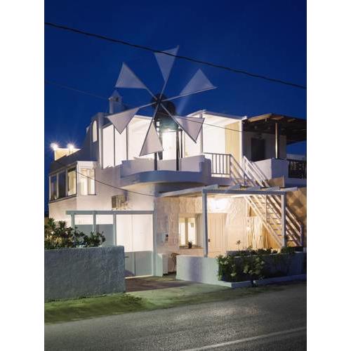Papikinou Bay Suites