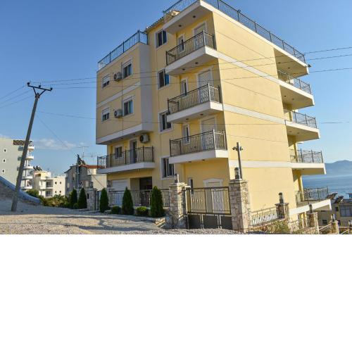 PARADISE APARTMENT