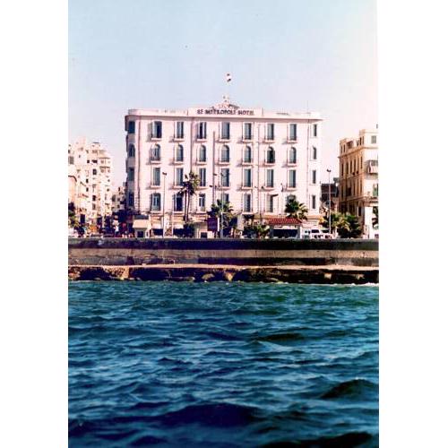 Paradise Inn Le Metropole Hotel
