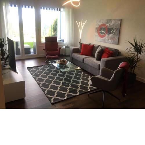 Paradise lake view apartment