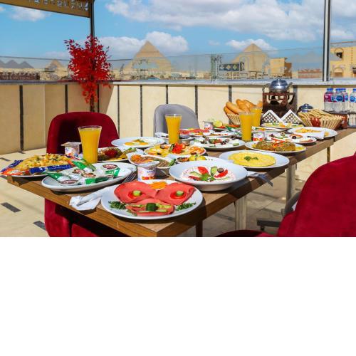 Paradise Pyramids View Inn