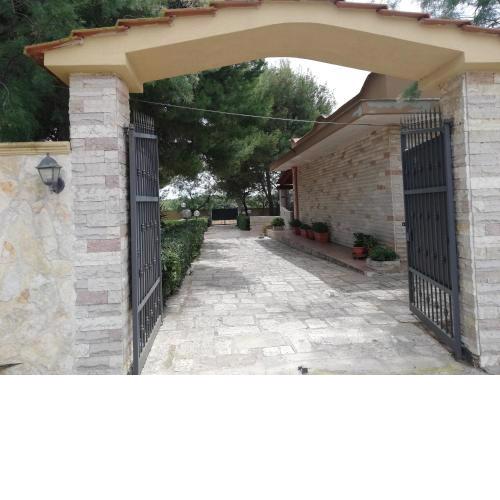 Paradiso House