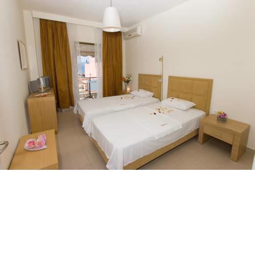 Paralio rooms