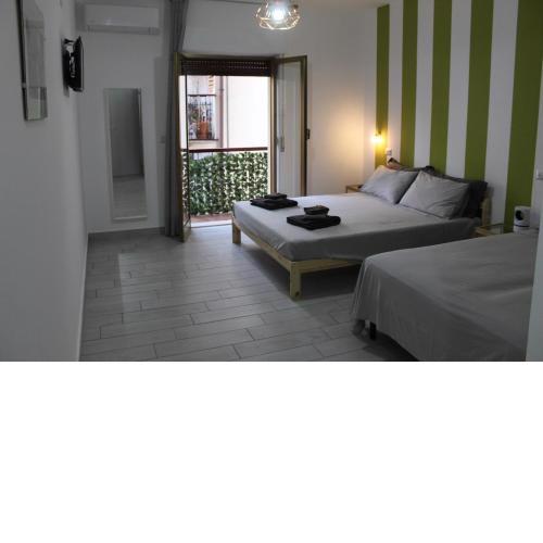ParaTea rooms