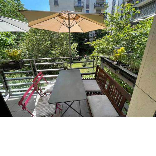 Parc Montsouris Buttes aux cailles Appartement moderne et familial vue sur jardin 3 chambres et 1 bureau