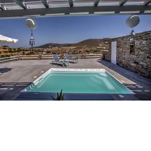 PARIAN WHITE LUXURY APARTMENTS