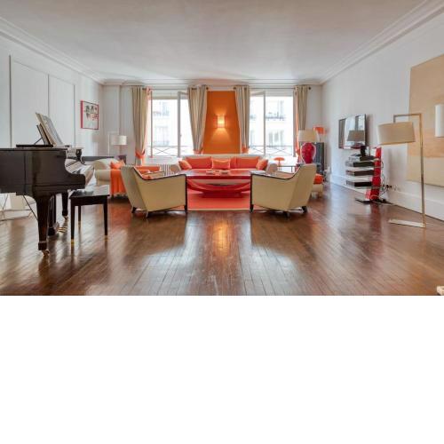 Paris proche champs Elysée, superbe appartement.