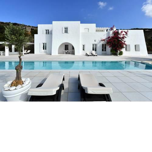 Paros Villa Sleeps 12 Pool Air Con T478601