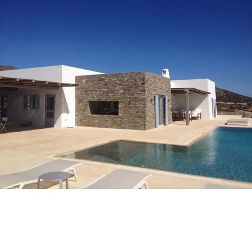Paros Villa Sleeps 14 Pool T714103