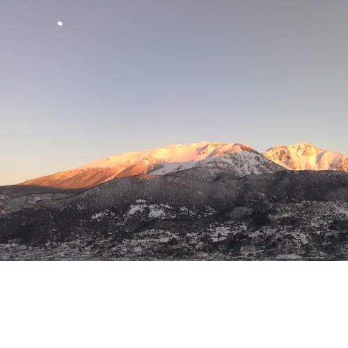 Pasithea Mountain Chalet