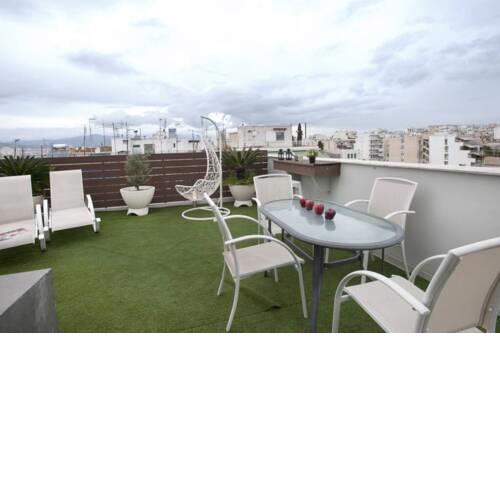 Patisia, Modern, newly refurbished studio with unique view