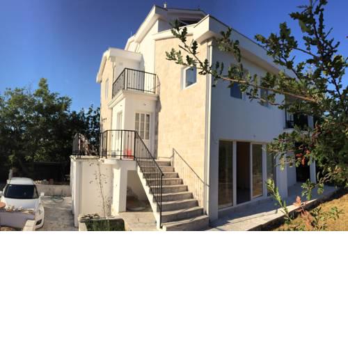 Patrick House