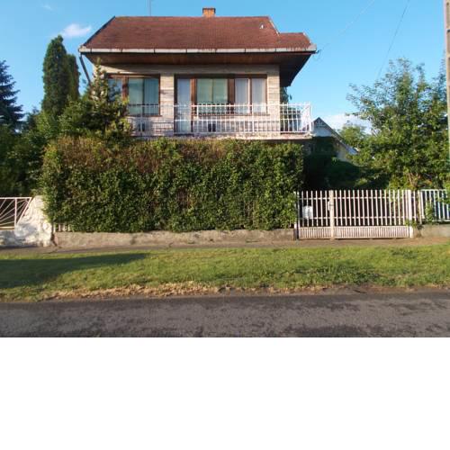 Pávai Apartman