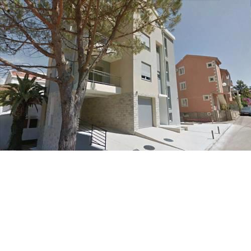 Pavlina Apartments