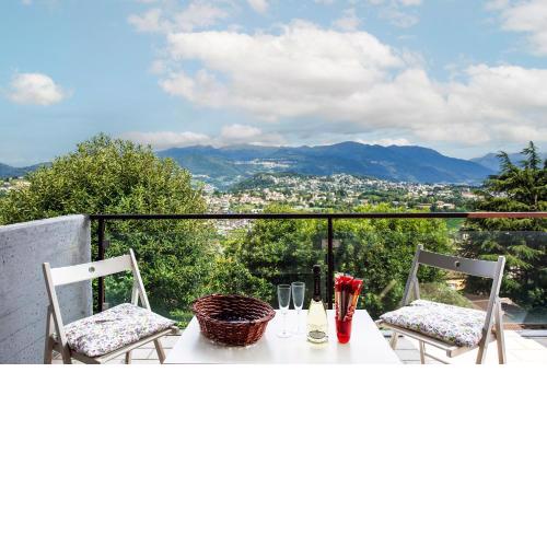 Pazzallo Panoramica - Happy Rentals