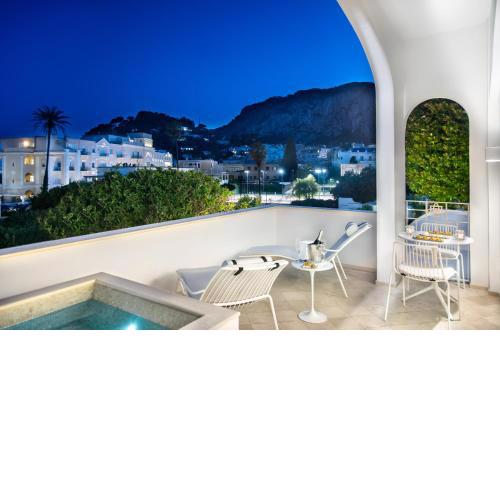 Pazziella Garden & Suites