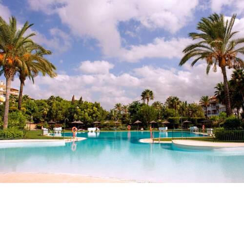 Peaceful Apartment in Marbella with Veranda