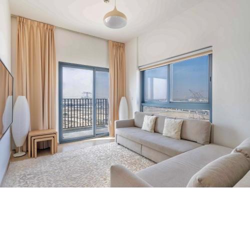 Peaceful Apartment near Metro St