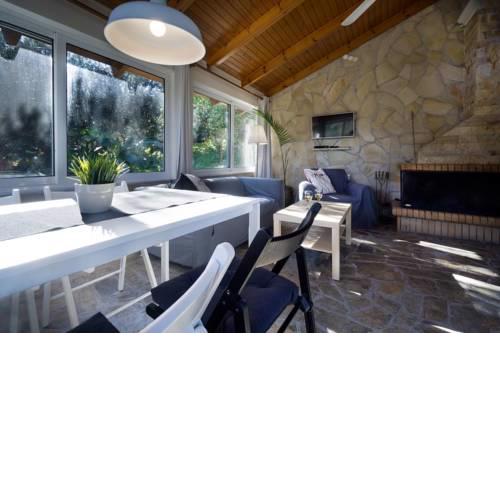 Peaceful House in loutraki village