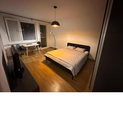 Peaceful relaxation apartment - free parking
