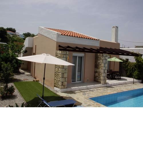 Peaceful Villa in Loutra Crete with Swimming Pool