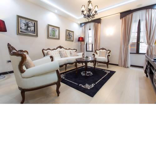 Pearl Apartments