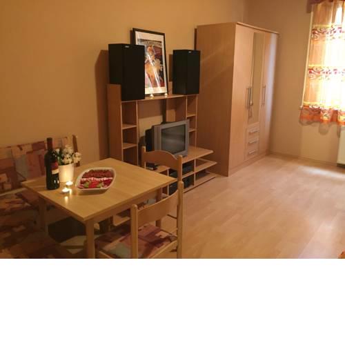 Pearl Residence Downtown Apartment