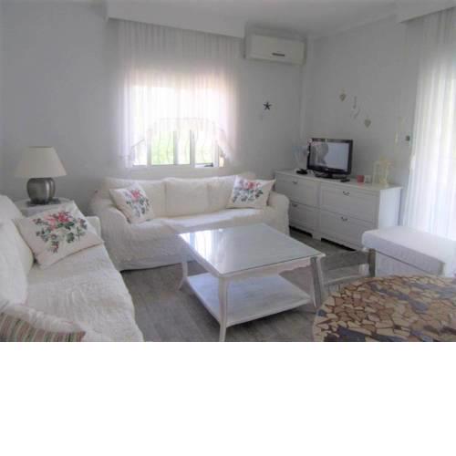 Pefkohori apart. near the beach with indor parking and yard