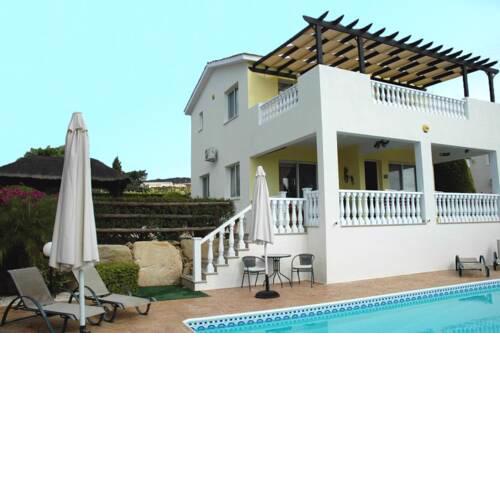 Pegeia Villa Sleeps 6 with Pool and Air Con