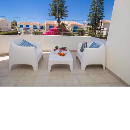 Pelagos Apartment 4