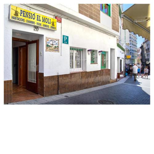 PENSIÓN Y APARTAMENTO el MOLI
