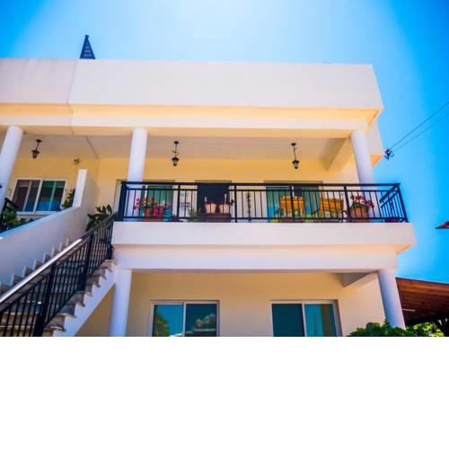 Penthouse 2 BR Orchard Groves