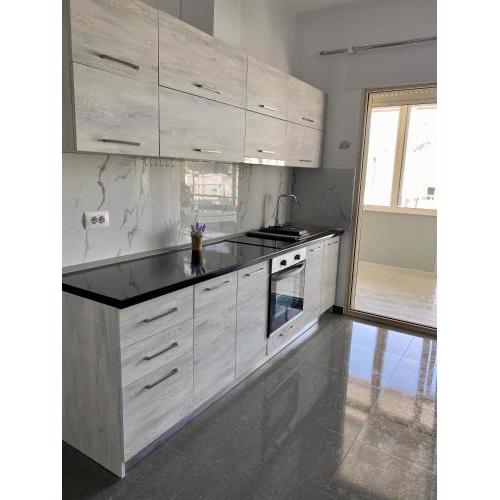 Penthouse 6 Gjiri i Lalzit