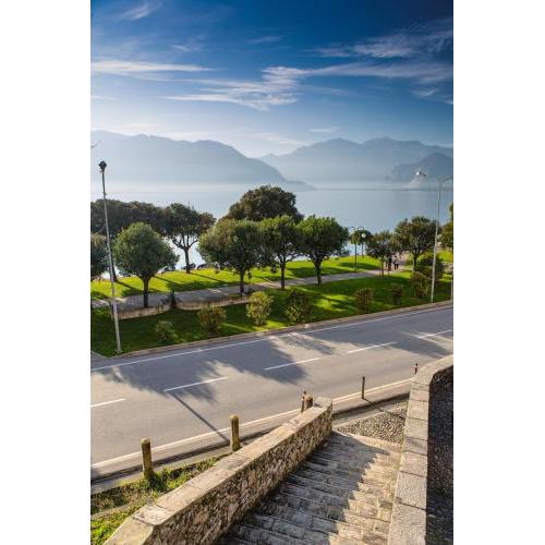 Penthouse Federico with lake view - Residenza Silvana