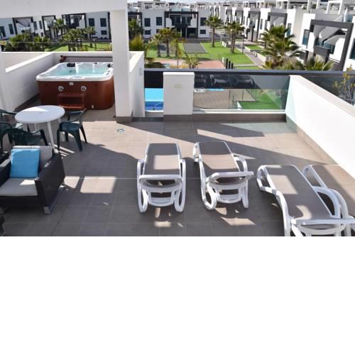 Penthouse Oasis Beach IV N° 142