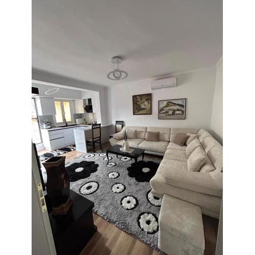 Penxho, Flat in Berat's center