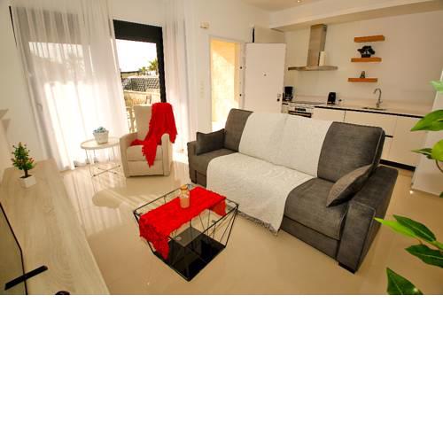 Pepper Street Apartment