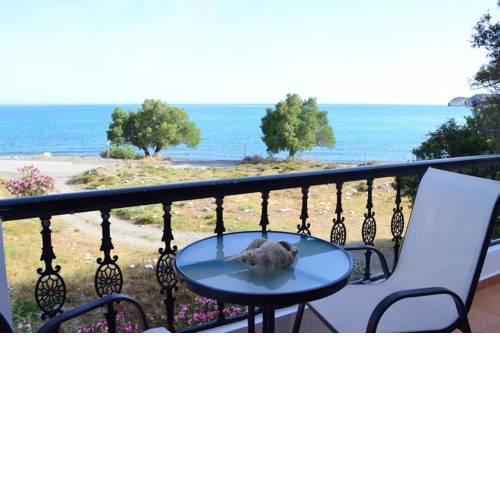 Pera Beachfront Apartment