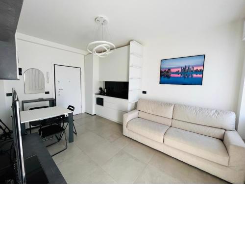pericle 5 apartment