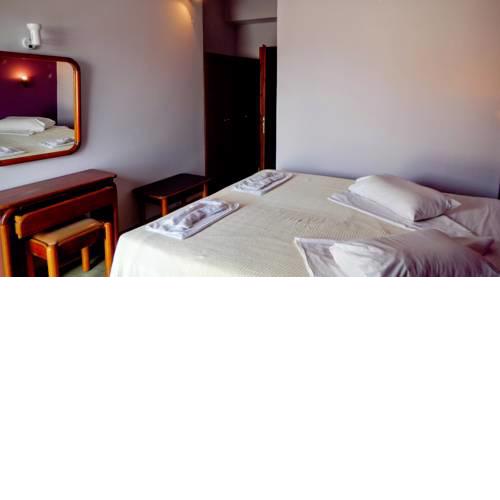 Petania Hotel & Apartments