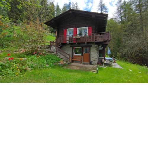 Petit chalet rustique et bucolique