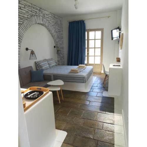 PETRA MARE SUITES
