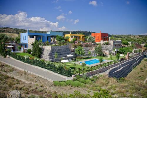 Petroto Villas