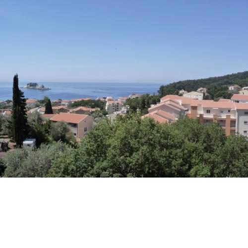 Отличные апартаменты в Petrovac