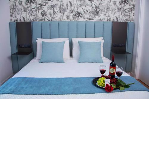 Phaedrus Living Executive Kriel Suites 001